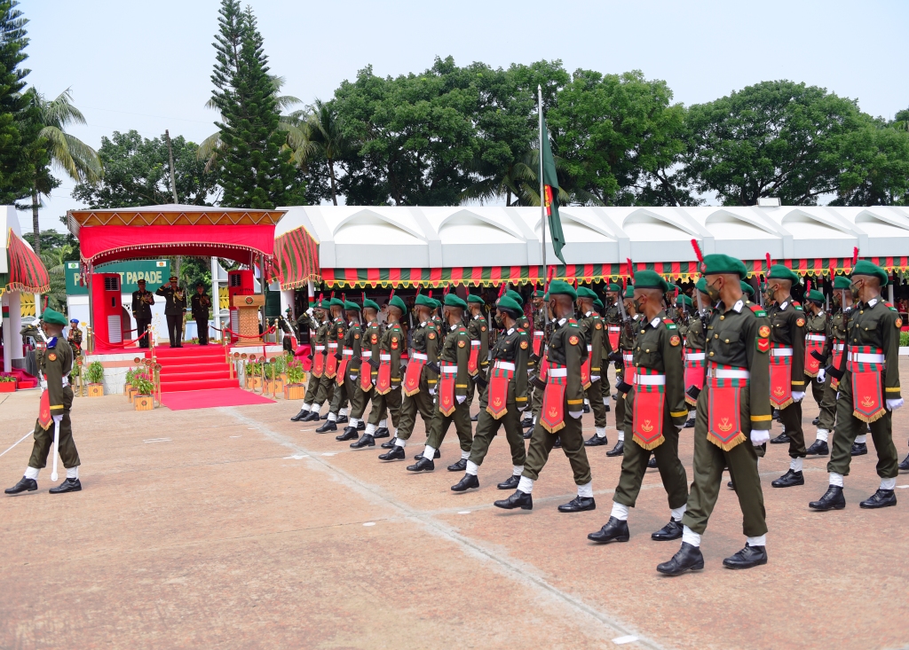 Commandant Parade of 82 BMA Long Course